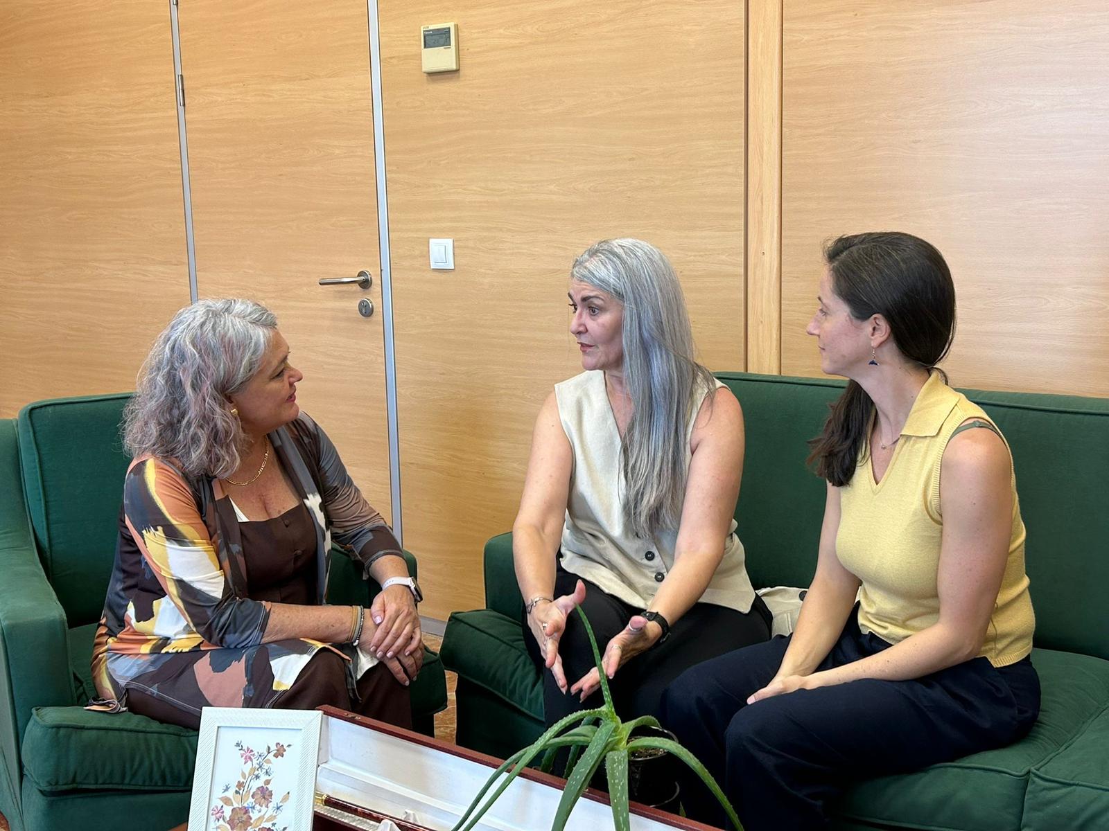 Blanca Flores y Teresa Domínguez